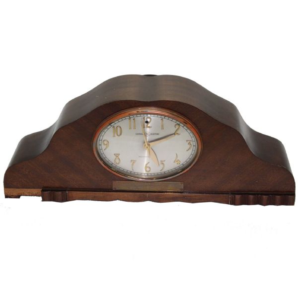Frank Stranahans 1947 Canadian Amateur Golf Championship Clock Trophy