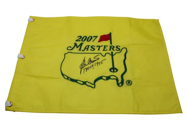 Ben Crenshaw Signed 2007 Masters Embroidered Flag with Years Inscription JSA COA