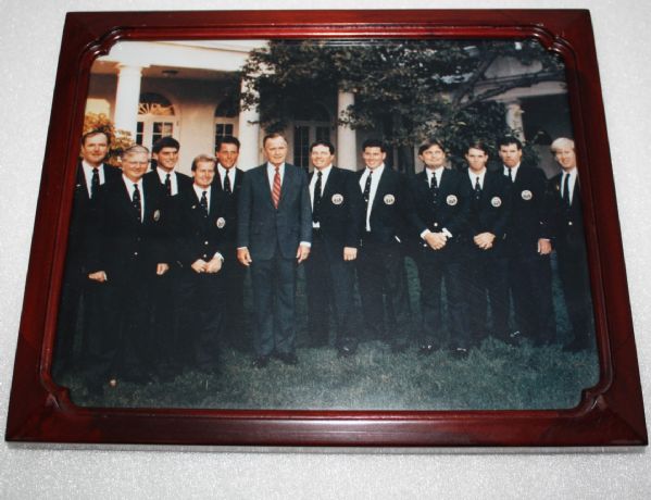 2000 Walker Cup Team Photo with President - Includes Card from President