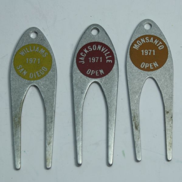 Jack Flecks Lot of Three 1971 PGA Tournament Divot Tools