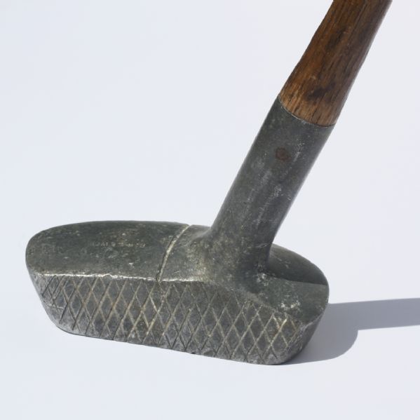 Schenectady Putter - Center Shaft - Patent Legend on Back