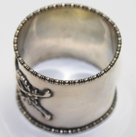 Vintage Sterling Napkin Ring Holder with Crossed Clubs