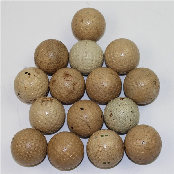 Lot of 15 Mesh Pattern Golf Balls