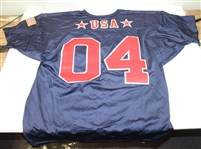 Steve Jones Signed 2004 Ryder Cup Commemorative Jersey JSA ALOA