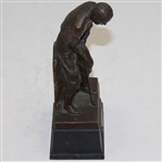 Classic Bobby Jones Putting Statue - WB
