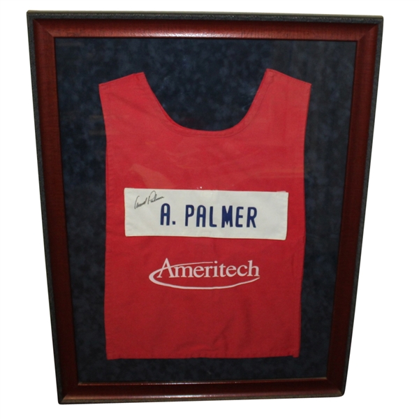 Arnold Palmer Signed Ameritech Caddy Bib JSA ALOA - Framed