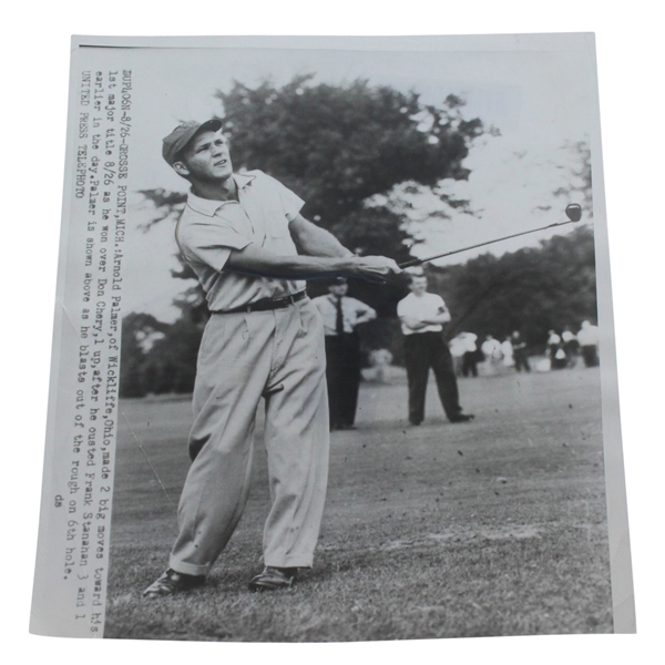 1954 Wire Photo of Arnold Palmer In Action During U.S.G.A. Amateur Win