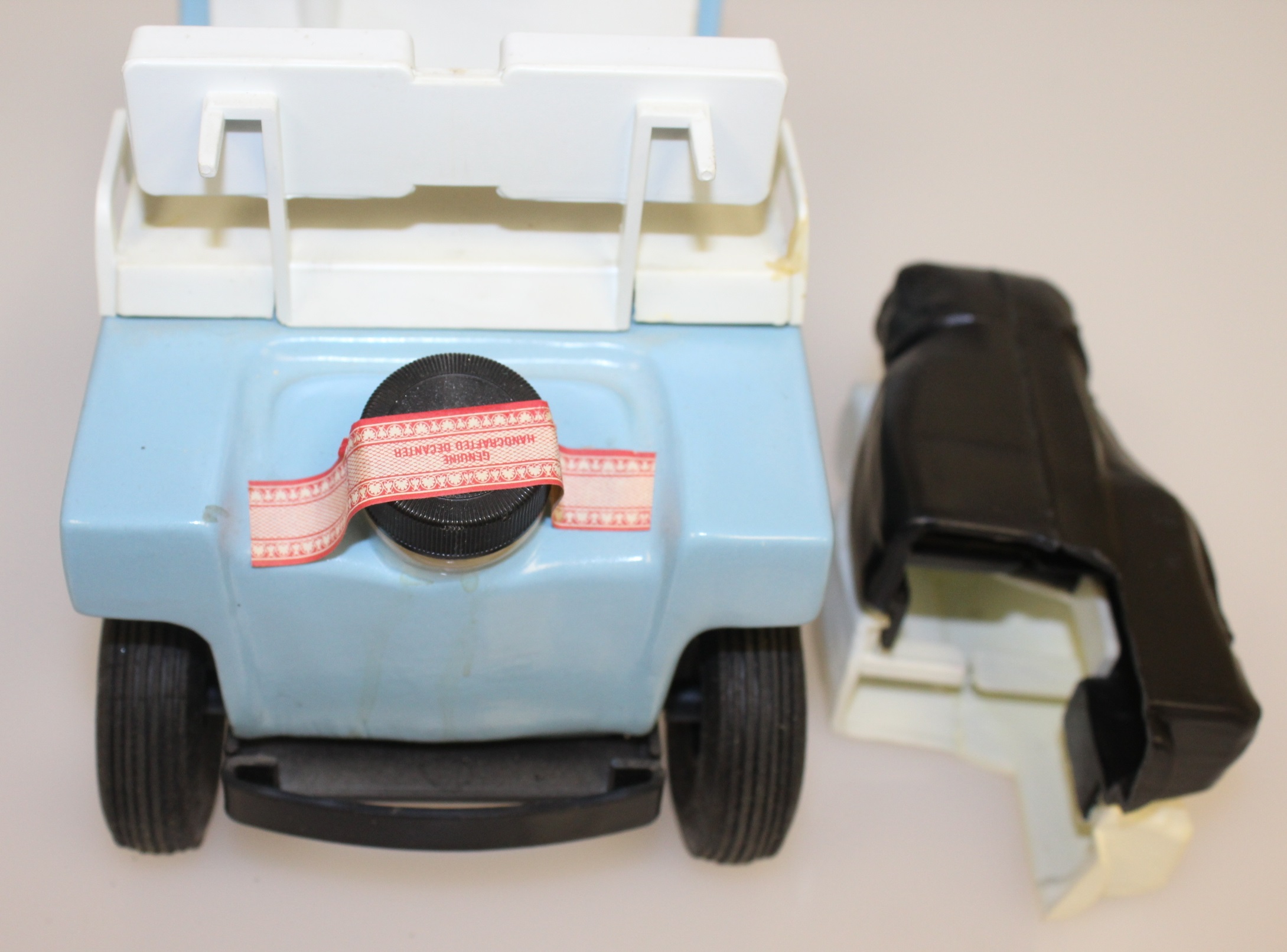 Lot Detail - Jim Beam Golf Cart Decanter - Plastic and Ceramic - Sealed