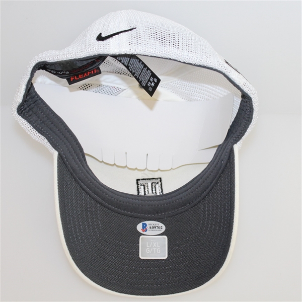 tiger woods hat white