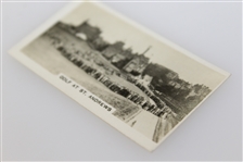 1932 Bobby Jones Putting at Road Hole 'Golf at St. Andrews' Cigarette Card