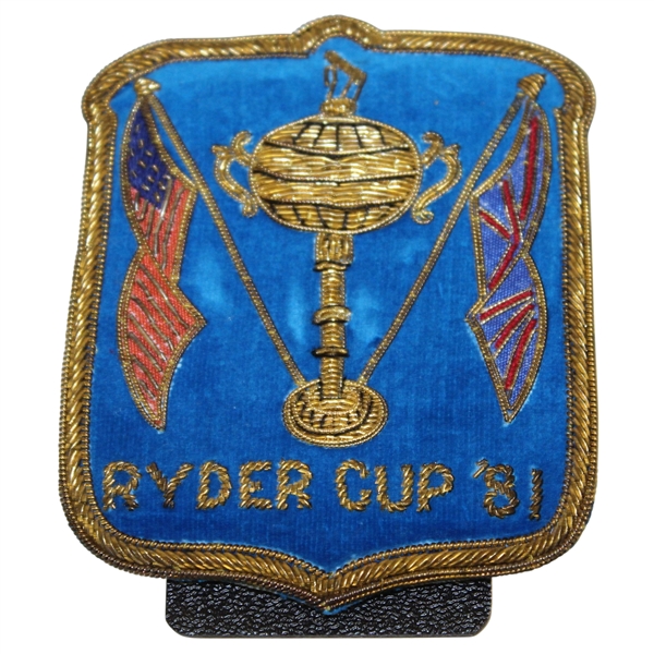 Ray Floyds 1981 Ryder Cup USA Team Issued Blue Pocket Crest