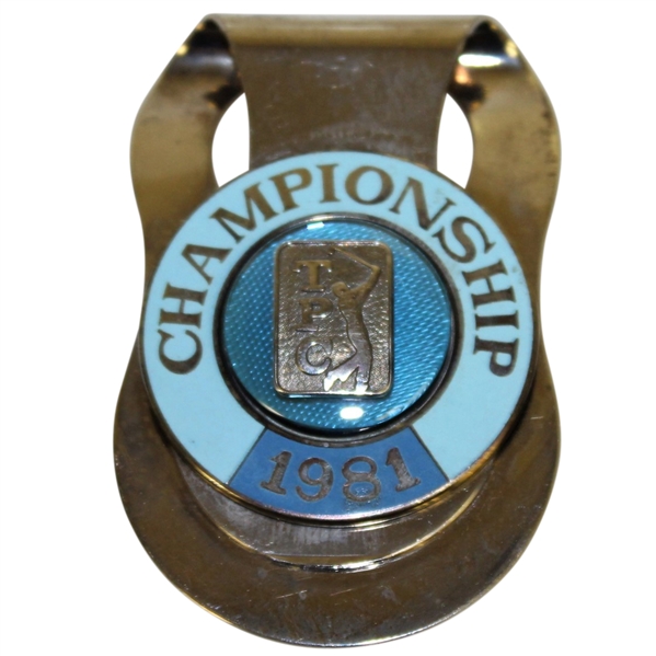 Ray Floyds 1981 TPC Championship Contestant Money Clip/Badge - CHAMPION