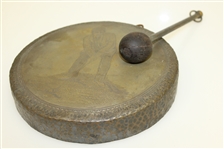 Art Deco Golf Themed Animal Horn Table Gong with Vintage Golfer - Includes Hammer