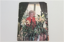 Phyllis Diller Signed 13 Postcards to Doug Sanders with Signed Photo JSA ALOA