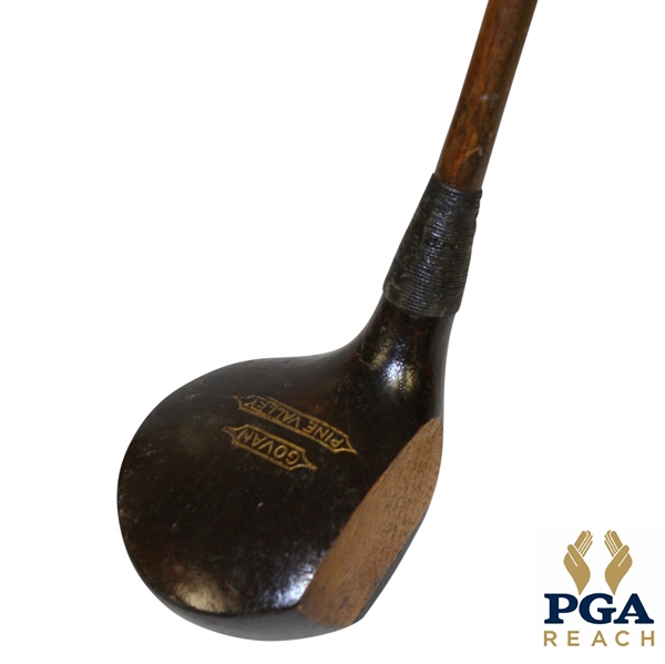 Govan Pine Valley Socket Head Wood Shafted Play Club - Very Good Condition