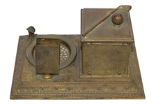 'The Art Metal Wks.' Golf Themed Cast Iron Desk Inkwell 