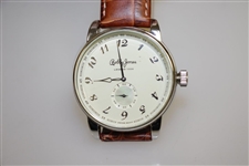 Bobby Jones Presidents Cup Stainless Steel Watch in Wooden Presentation Box
