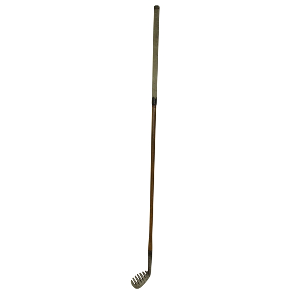 Lot Detail - Brown Patent Rake / Water Iron 'The Major' Montrose N.B.
