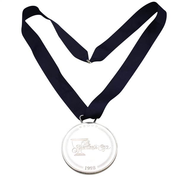 Mark Calcavecchias 1998 The Presidents Cup at Royal Melbourne Sterling Silver Contestant Medal