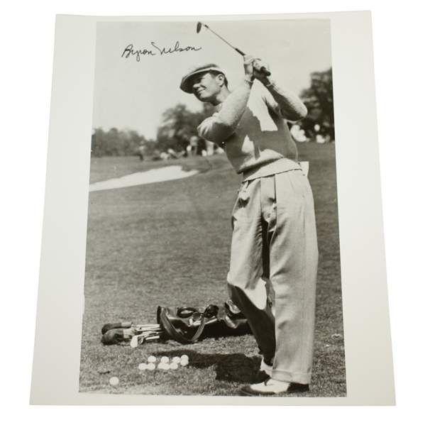 Byron Nelson Signed Practice Chip Photo JSA ALOA