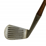 MacGregor Dayton Accurate Radite 10-R Bakspin Mashie with Shaft Stamp