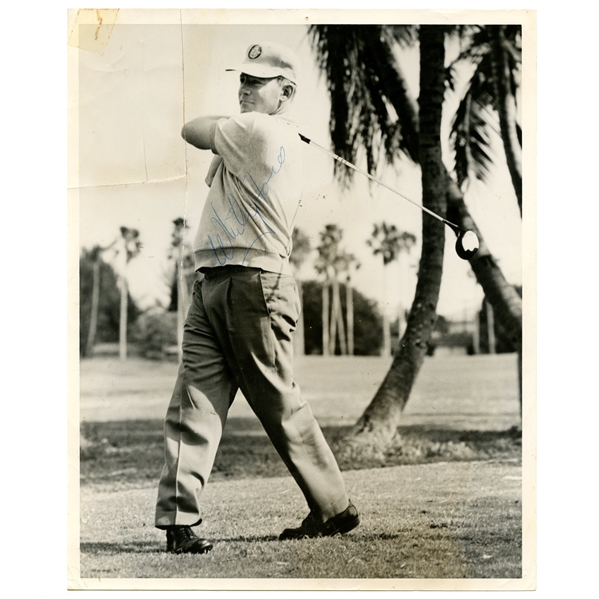 Whitey Ford 1960s Signed 8x10 Golfing Photograph JSA ALOA