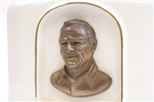 Arnold Palmer Bay Hill Inv. Limited Ed Porcelain Decanter by Bill Waugh