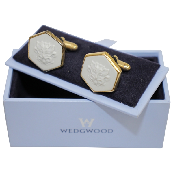 Mark Calcavecchias Wedgwood Whistling Straits Logo Cuff Links in Original Box