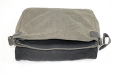 Arnold Palmer Umbrella Logo Shoulder Messenger Bag - Unused