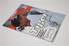 Tiger Woods Signed Sports Illustrated Magazine - Dec. 1997 JSA FULL #BB46559