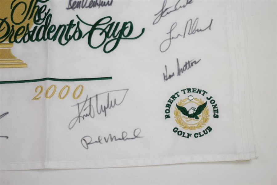 2000 The President's Cup Team Signed Embroidered Flag with Tiger, Phil, Venturi Captain, & others JSA ALOA