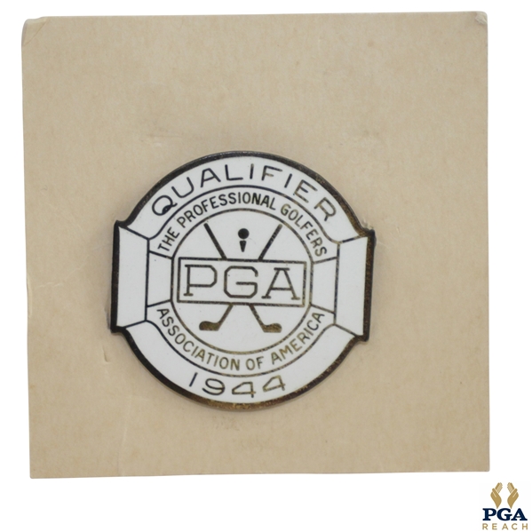 1944 PGA Championship at Manito G&CC Contestant Badge - Bob Hamilton Winner