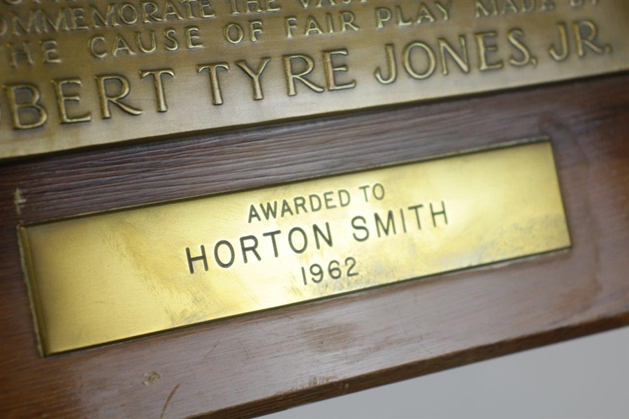 Horton Smith's 1962 United States Golf Association Presented - The Bob Jones Award Plaque