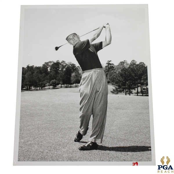 Original Ben Hogan at Augusta National 8x10 Photo by Fitz-Symms