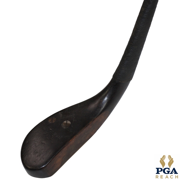Circa 1820 Peter McEwan Putter With Restored by Laurie Auchterlonie Shaft Stamp