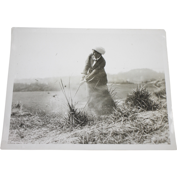 Miss. Fitzgibbon at Sandy Lodge for Golf Illustrated Gold Cup Alfieri Wire Photo - Victor Forbin Collection