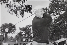 Classic Chick Evans Post-Swing Pose 7 1/4x9 Wire Photo - All Eyes on Chick - 9/10/56