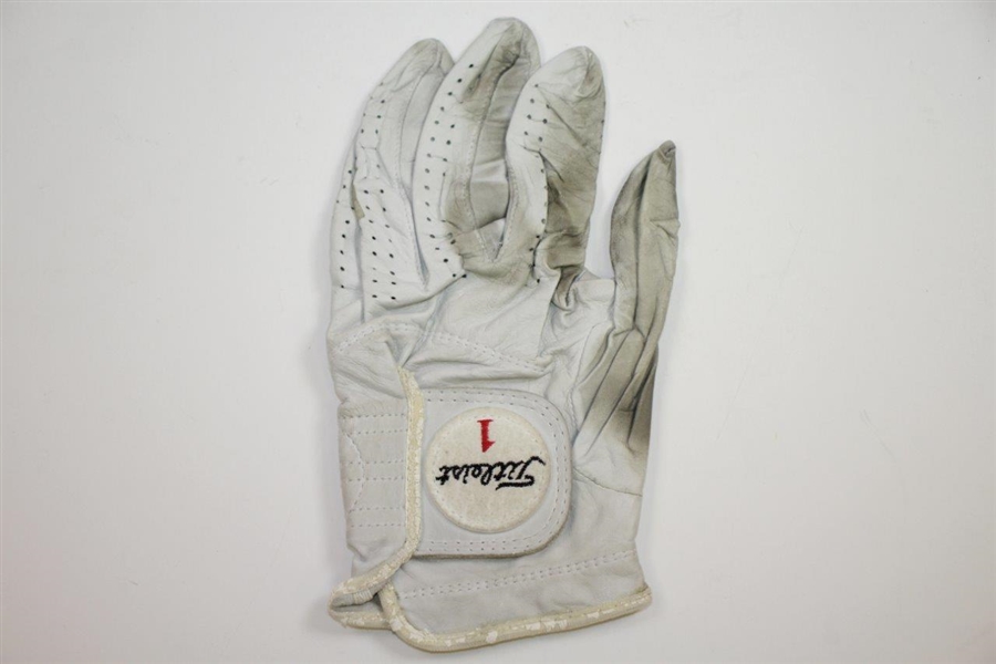 Tiger Woods Signed 2000 Tournament Used Titleist Golf Glove with IMG Letter PSA/DNA #AH02250