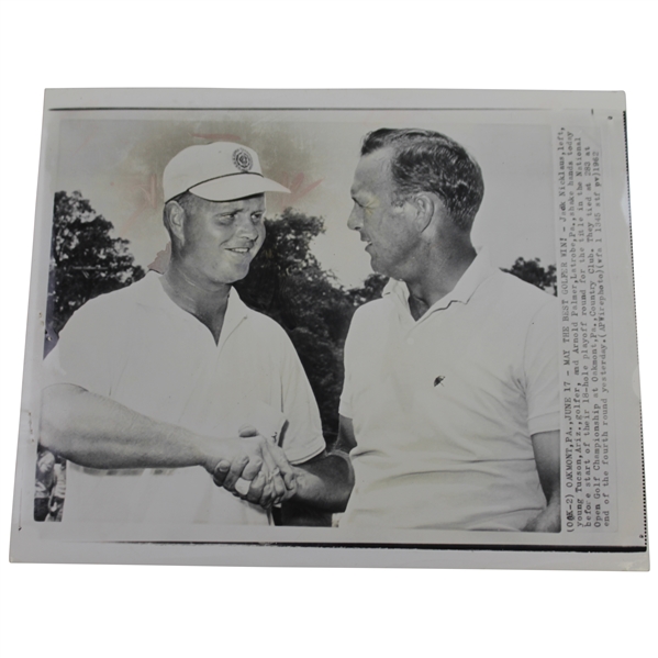 Arnold Palmer & Jack Nicklaus 8x10 Wire Photo Shaking Hands Before 1962 US Open Playoff