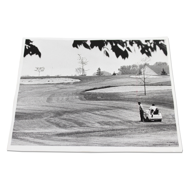 1958 North Shore Country Club 16th Hole Press Photo - 8" x 10"