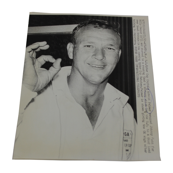 1963 US Ryder Cup Captain Arnold Palmer Giving the Ok Sign Press Photo - 7" x 8"