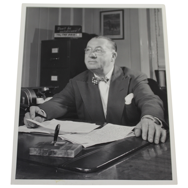 Walter Hagens Personal 1950 Robinson Studio Photo with Article