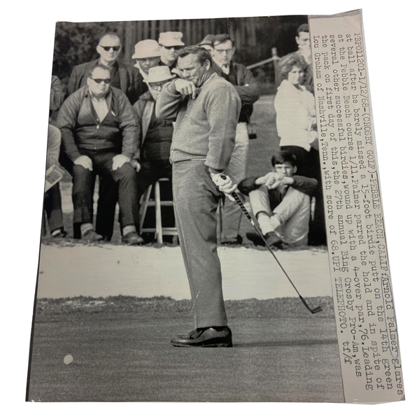 1968 Arnold Palmer Golfs at Bing Crosby Pro-Am Press Photo - 8" x 10"