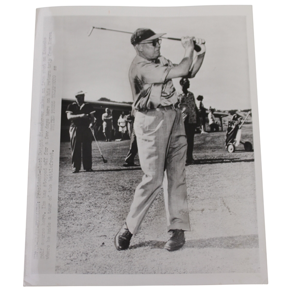 President Eisenhower Hitting Irons at Kaneohe GC after Korea Visit Wire Photo 12/22/1952