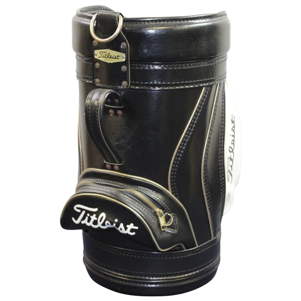 Classic Black & White Titleist Den Caddy Golf Bag