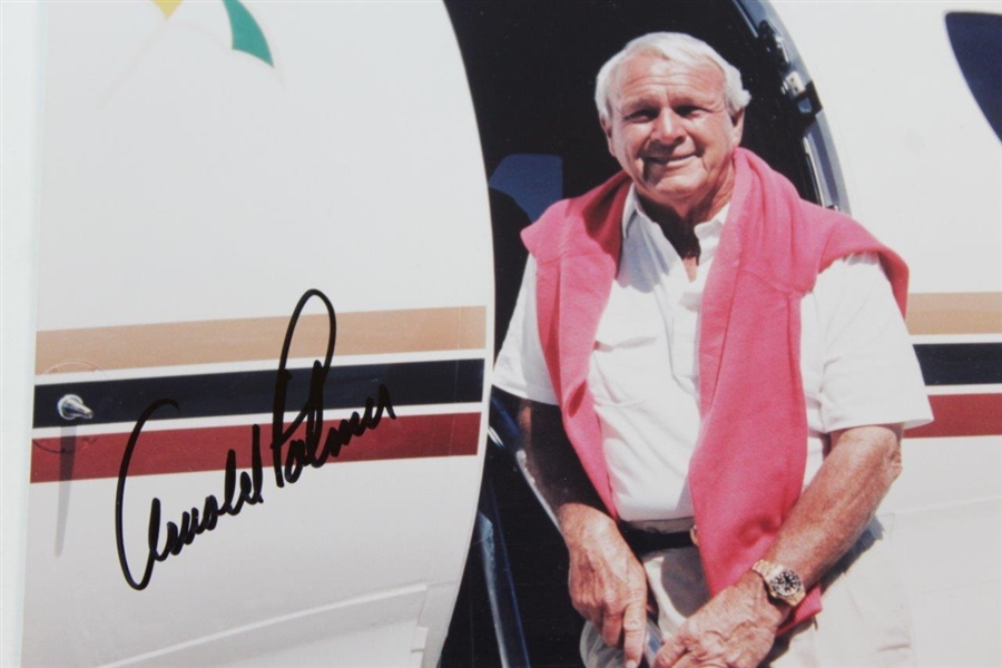 Arnold Palmer Signed 8x10 Photo About to Board His Plane JSA ALOA