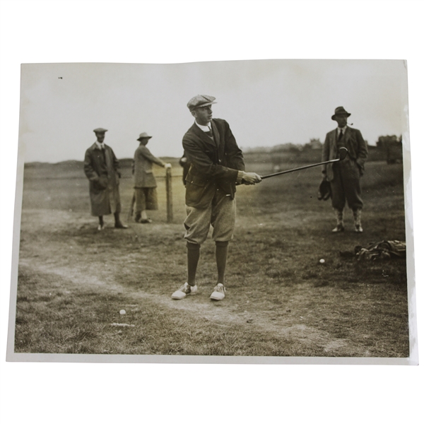 F. Wright Approach During The Amateur Championship at Hoylake Sport & General Wire Photo - Victor Forbin Collection