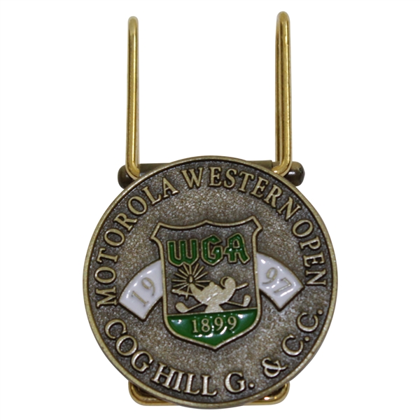 Payne Stewarts 1997 Motorola Western Open at Cog Hill Contestant Badge/Clip