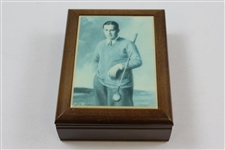 Bobby Jones Ceramic Tile Wooden Case with Dozen Bobby Jones Logo Balls & Print Portfolio