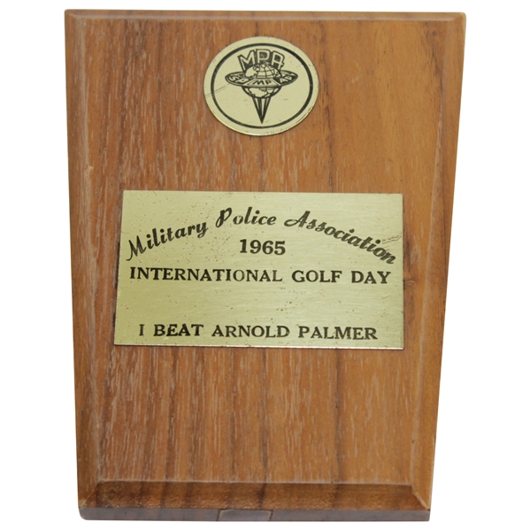 1965 I Beat Arnold Palmer Military Police Association International Golf Day Plaque